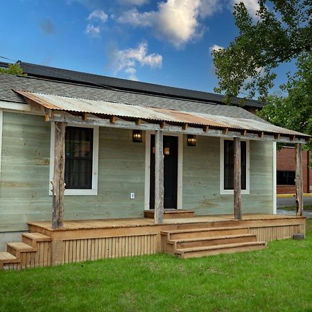 Barnwood Village White Sulphur Springs Buitenkant foto