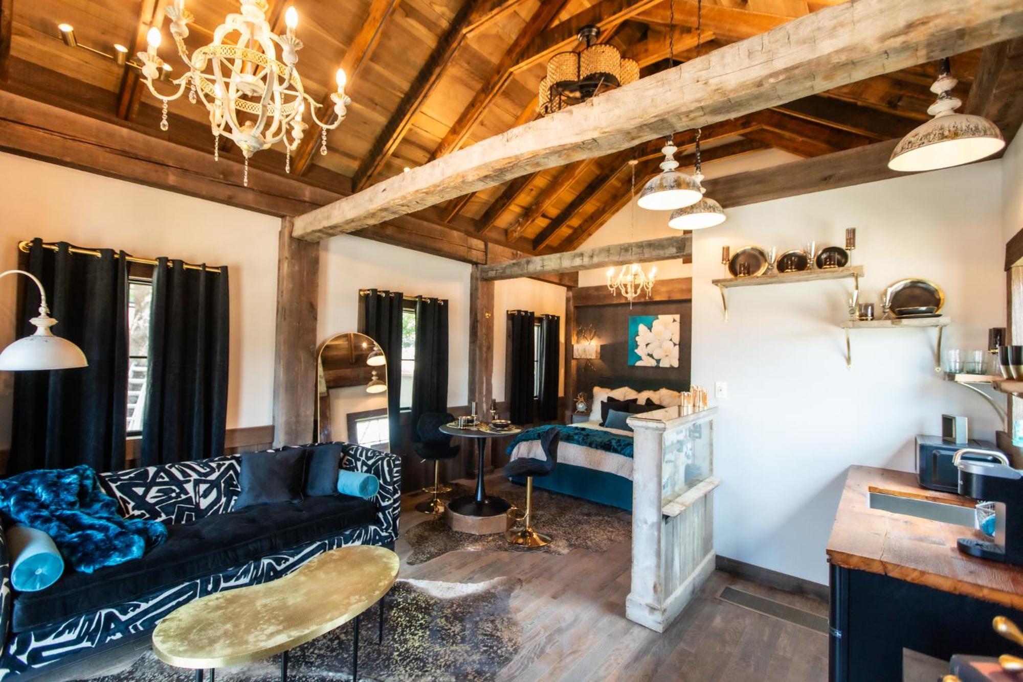 Barnwood Village White Sulphur Springs Buitenkant foto