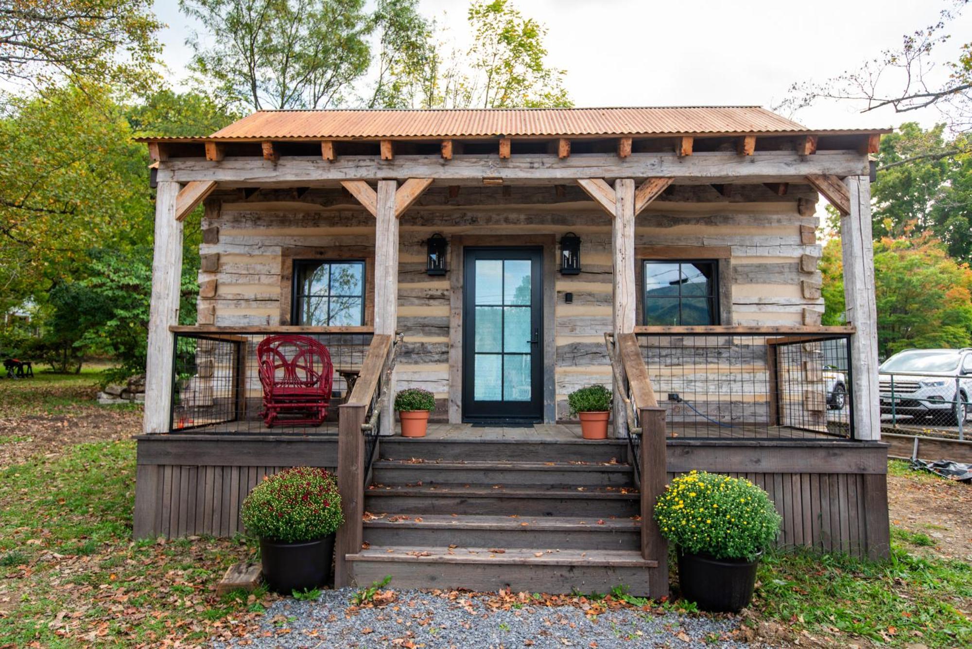 Barnwood Village White Sulphur Springs Buitenkant foto